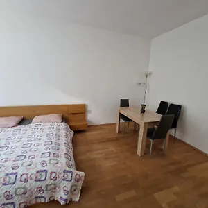 Keinergasse 18-contactless Check-in! Apartman