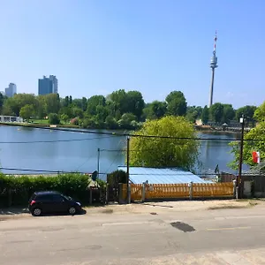 Ajo Apartments - Alte Donau Lake Or Garden View Balcony Studio - Self-Check-In Apartamento