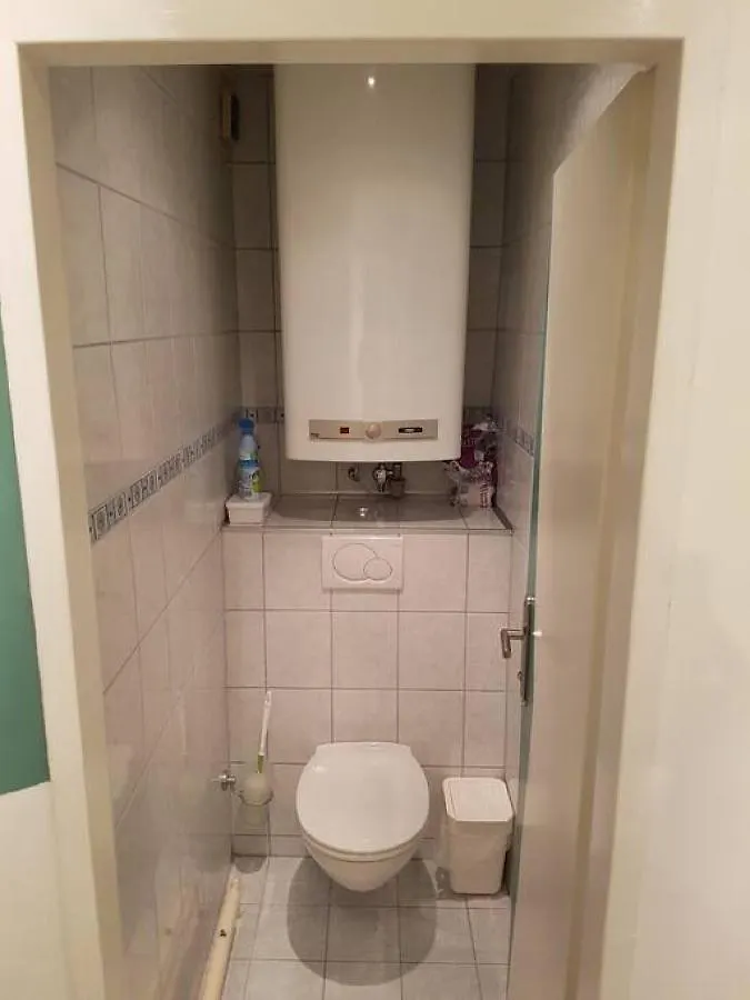 Esslinger Hauptstr Spacious Apartment With Loggia Vienna